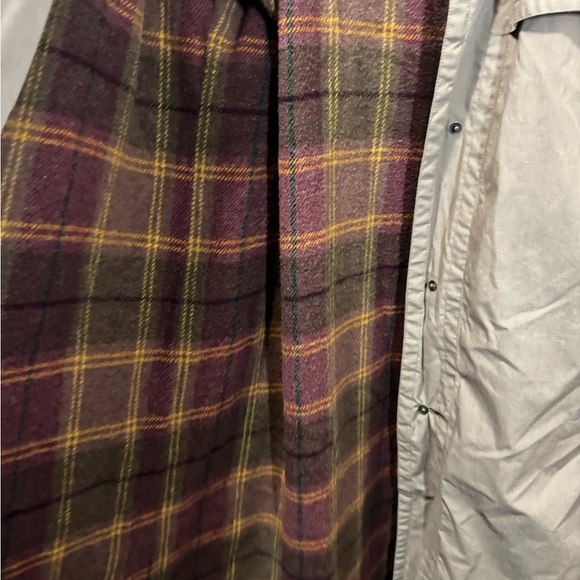 Women's Tan Trench Coat - Picture 4 of 12